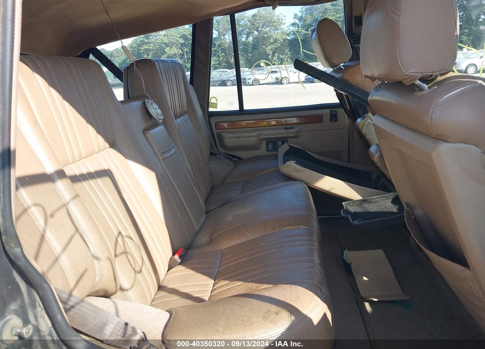 1989 LAND ROVER RANGE ROVER VIN: SALHV1244KA358282