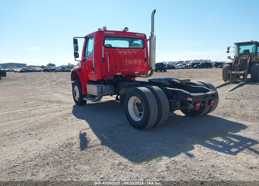 2005 FREIGHTLINER M2 106 MEDIUM DUTY VIN: 1FUBCYDJ35HU17051