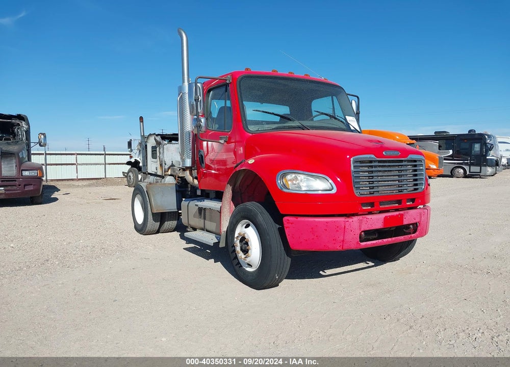 2005 FREIGHTLINER M2 106 MEDIUM DUTY VIN: 1FUBCYDJ35HU17051