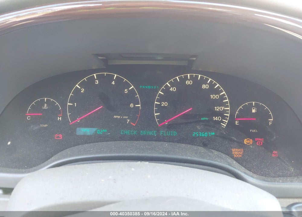 2001 CADILLAC DEVILLE DTS VIN: 1G6KF57951U143550