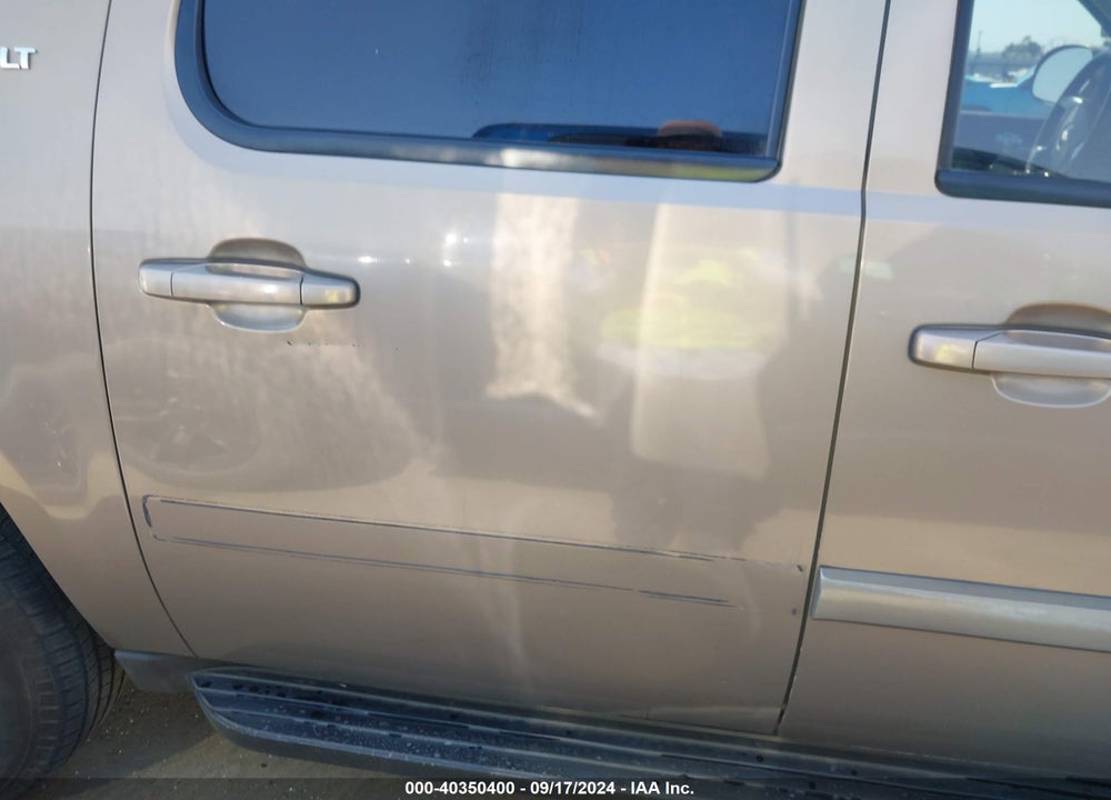 2007 CHEVROLET SUBURBAN 1500 LT VIN: 1GNFC16JX7R259275