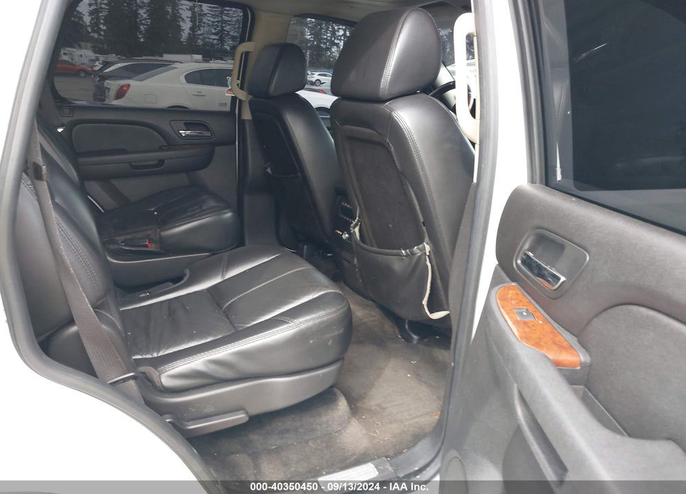 2007 CHEVROLET TAHOE LT VIN: 1GNFK13087J303318