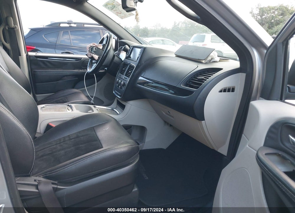 2018 DODGE GRAND CARAVAN SXT VIN: 2C4RDGCG5JR240486