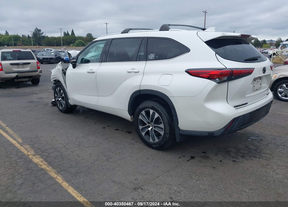 2020 TOYOTA HIGHLANDER XLE VIN: 5TDGZRBH4LS518349