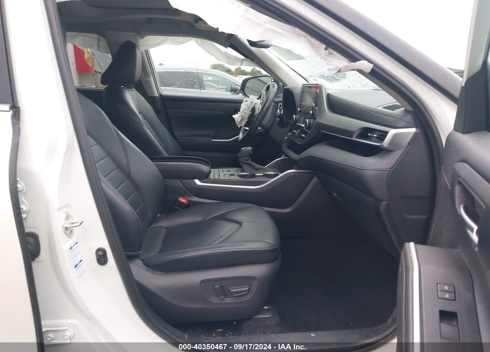 2020 TOYOTA HIGHLANDER XLE VIN: 5TDGZRBH4LS518349
