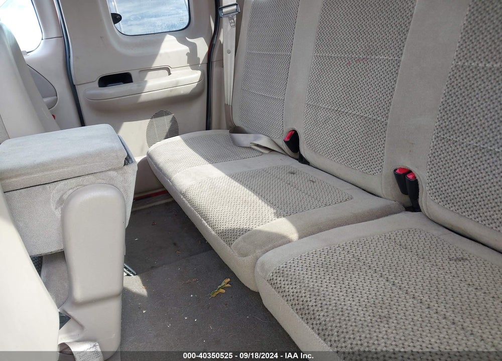 2001 FORD F-150 XL/XLT VIN: 1FTZX17221NB39115