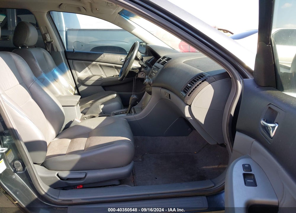 2004 HONDA ACCORD 2.4 EX VIN: JHMCM56864C035186
