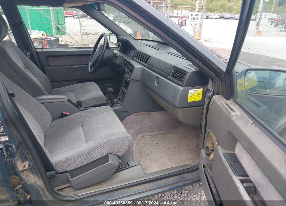 1995 VOLVO 940 VIN: YV1JS8616S3212457