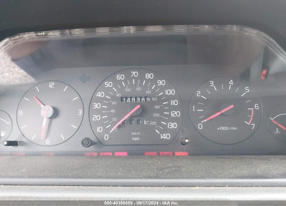 1995 VOLVO 940 VIN: YV1JS8616S3212457