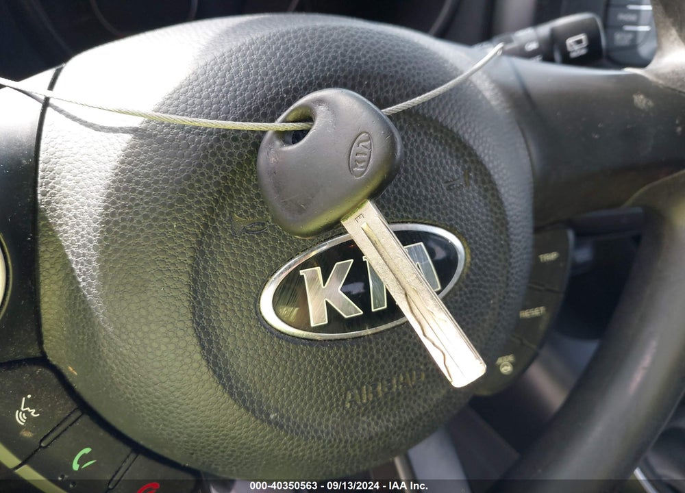 2016 KIA SOUL VIN: KNDJN2A26G7244044