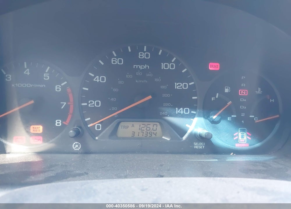 2002 HONDA ACCORD 2.3 VP VIN: 1HGCF86662A139649