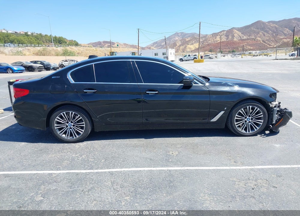 2018 BMW 530E IPERFORMANCE VIN: WBAJA9C51JB250640