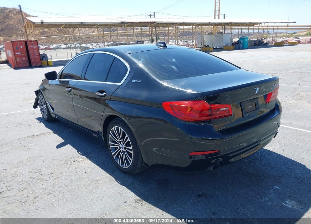 2018 BMW 530E IPERFORMANCE VIN: WBAJA9C51JB250640