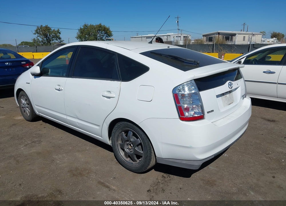 2009 TOYOTA PRIUS TOURING VIN: JTDKB20U193501119