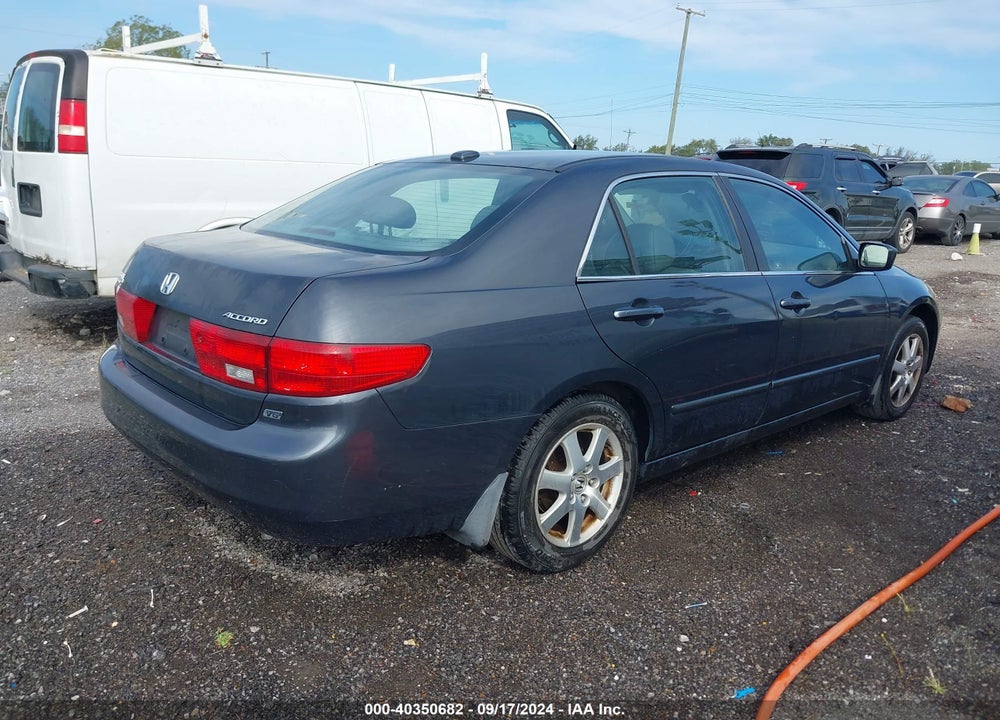 2005 HONDA ACCORD 3.0 EX VIN: 1HGCM66515A073579