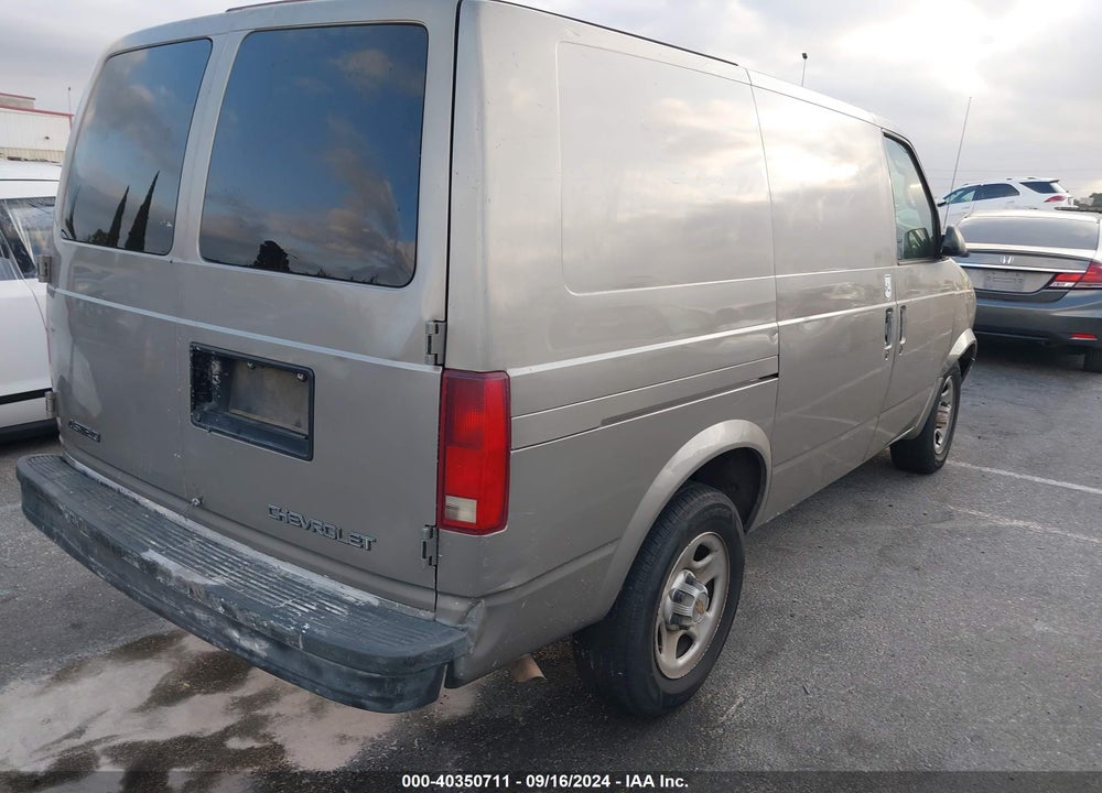 2003 CHEVROLET ASTRO VIN: 1GCDM19X03B120028
