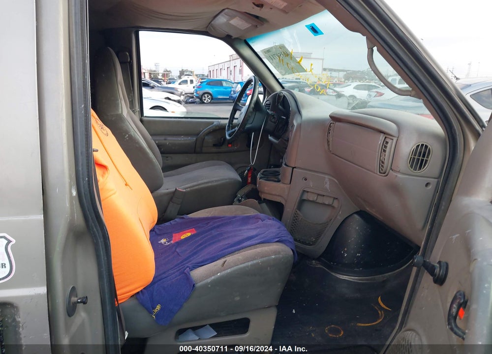 2003 CHEVROLET ASTRO VIN: 1GCDM19X03B120028