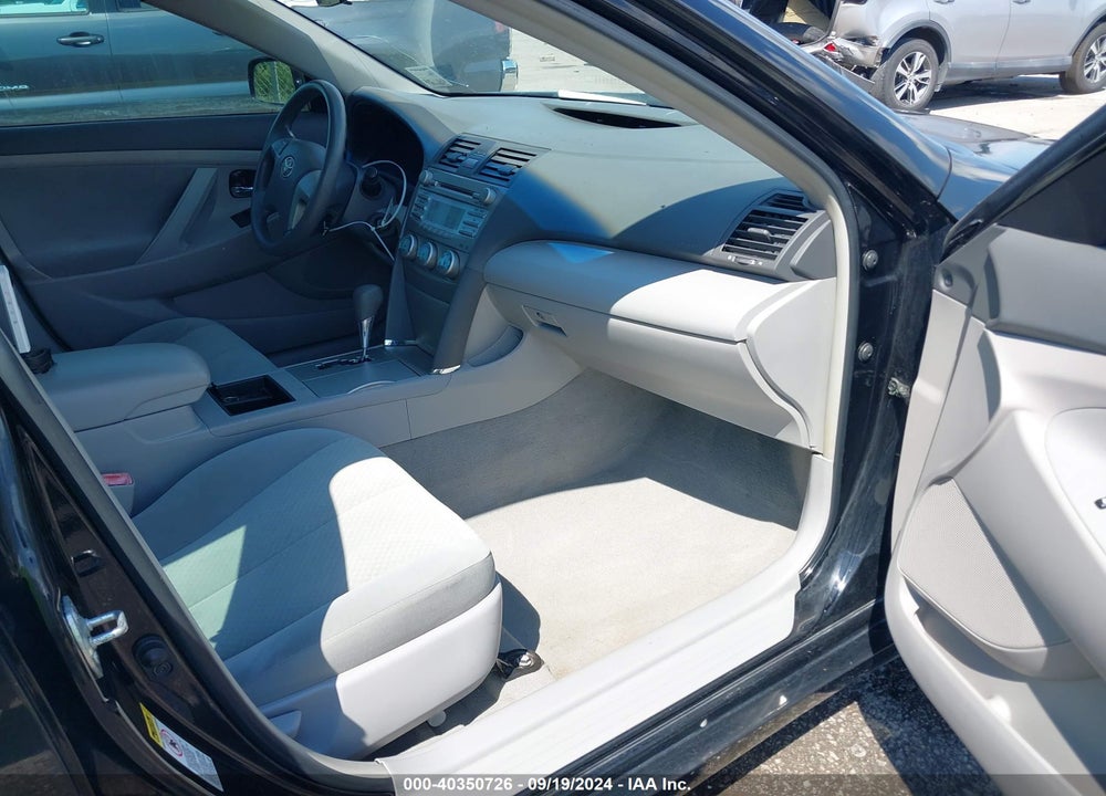 2009 TOYOTA CAMRY VIN: 4T1BE46K89U852320