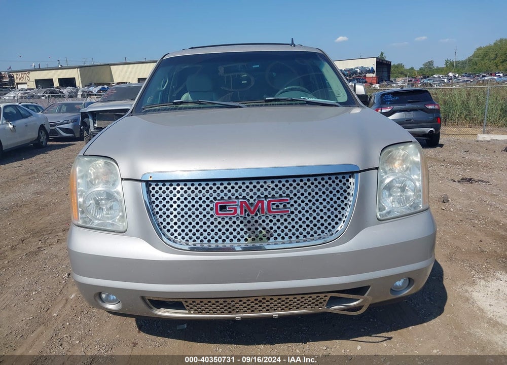 2007 GMC YUKON SLE VIN: 1GKFK13037J203950
