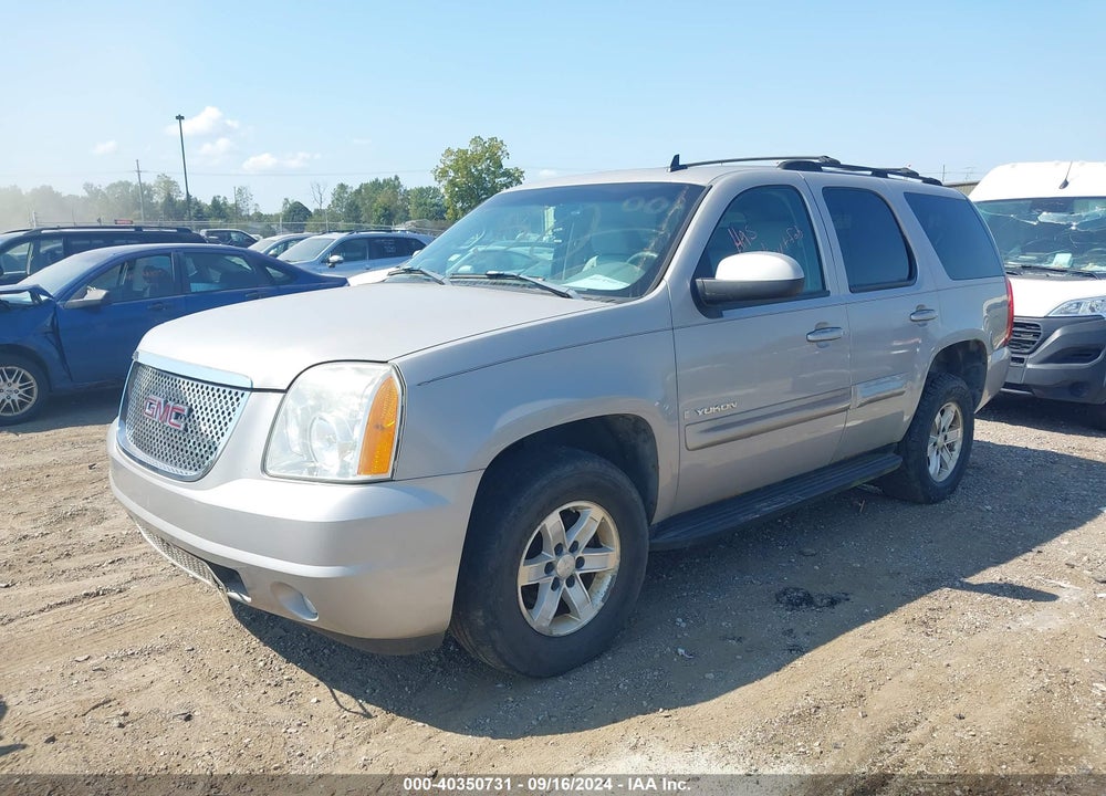 2007 GMC YUKON SLE VIN: 1GKFK13037J203950