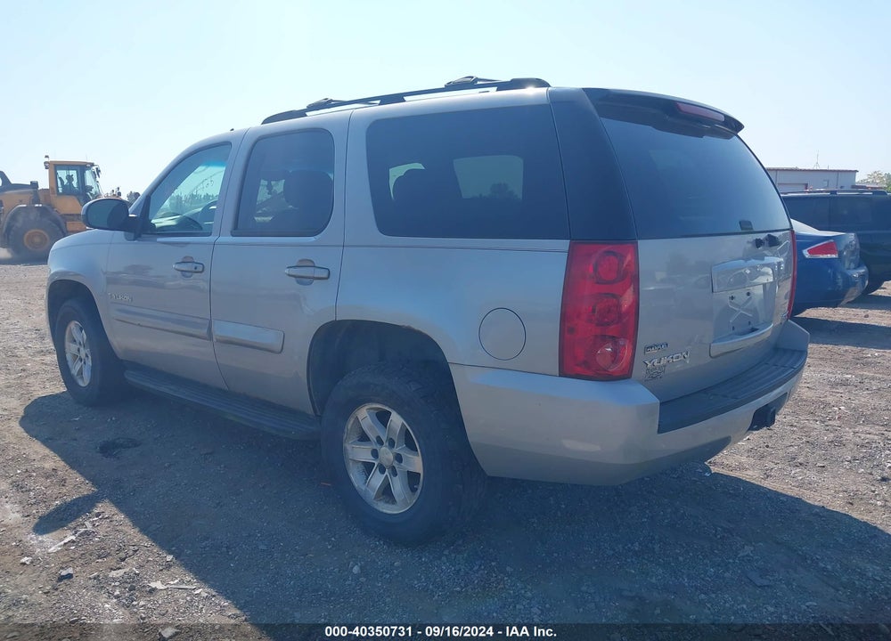2007 GMC YUKON SLE VIN: 1GKFK13037J203950