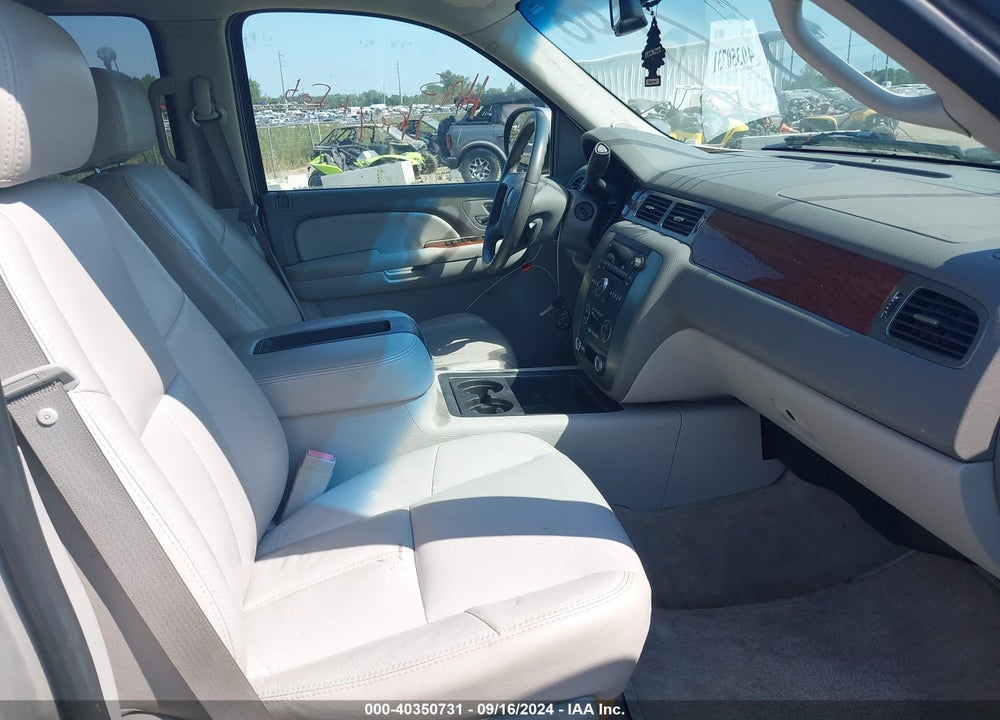 2007 GMC YUKON SLE VIN: 1GKFK13037J203950