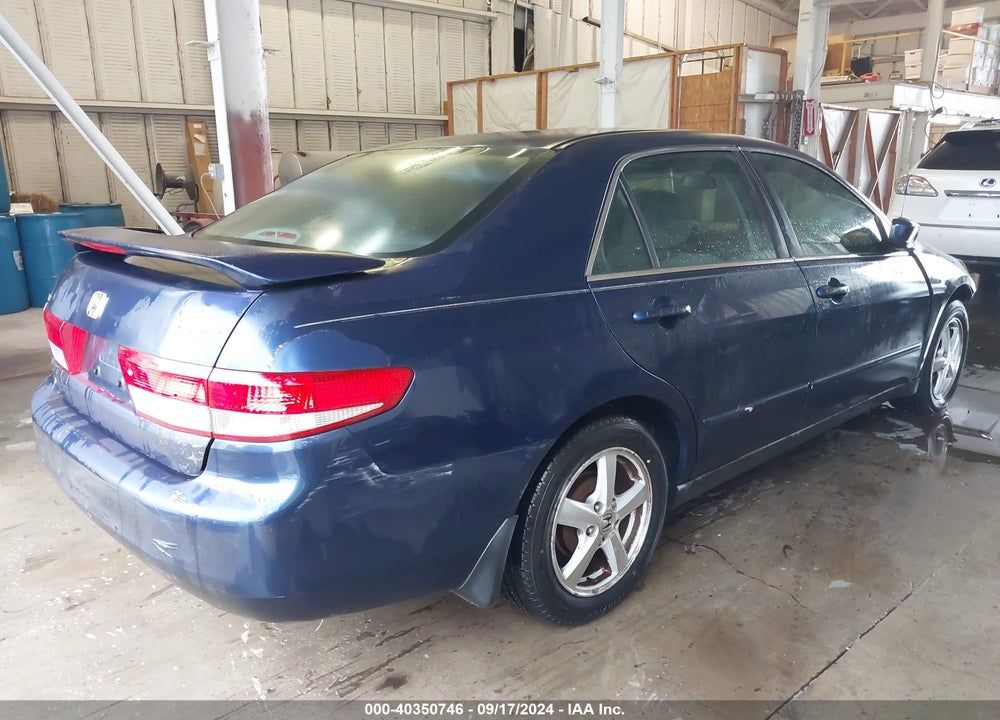 2004 HONDA ACCORD 2.4 LX VIN: 1HGCM563X4A137609