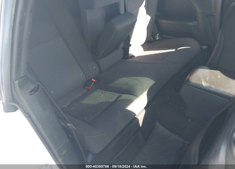 2019 DODGE CHALLENGER SXT VIN: 2C3CDZAG1KH500415