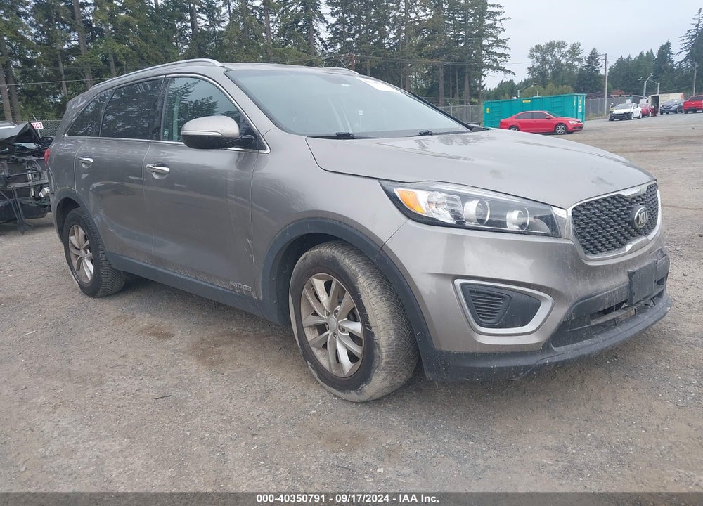 2017 KIA SORENTO 3.3L LX VIN: 5XYPGDA57HG217711