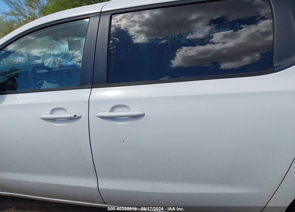 2015 KIA SEDONA LX VIN: KNDMB5C17F6064345