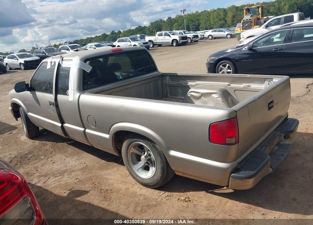 1998 CHEVROLET S-10 LS FLEETSIDE VIN: 1GCCS1943WK250770