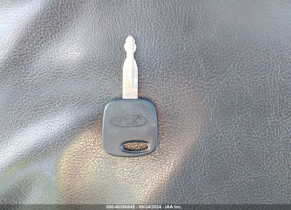 2003 FORD F-150 LARIAT/XL/XLT VIN: 2FTRX18L43CA22216