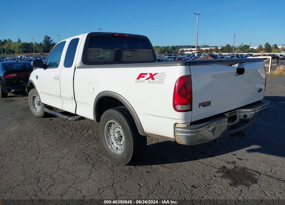 2003 FORD F-150 LARIAT/XL/XLT VIN: 2FTRX18L43CA22216