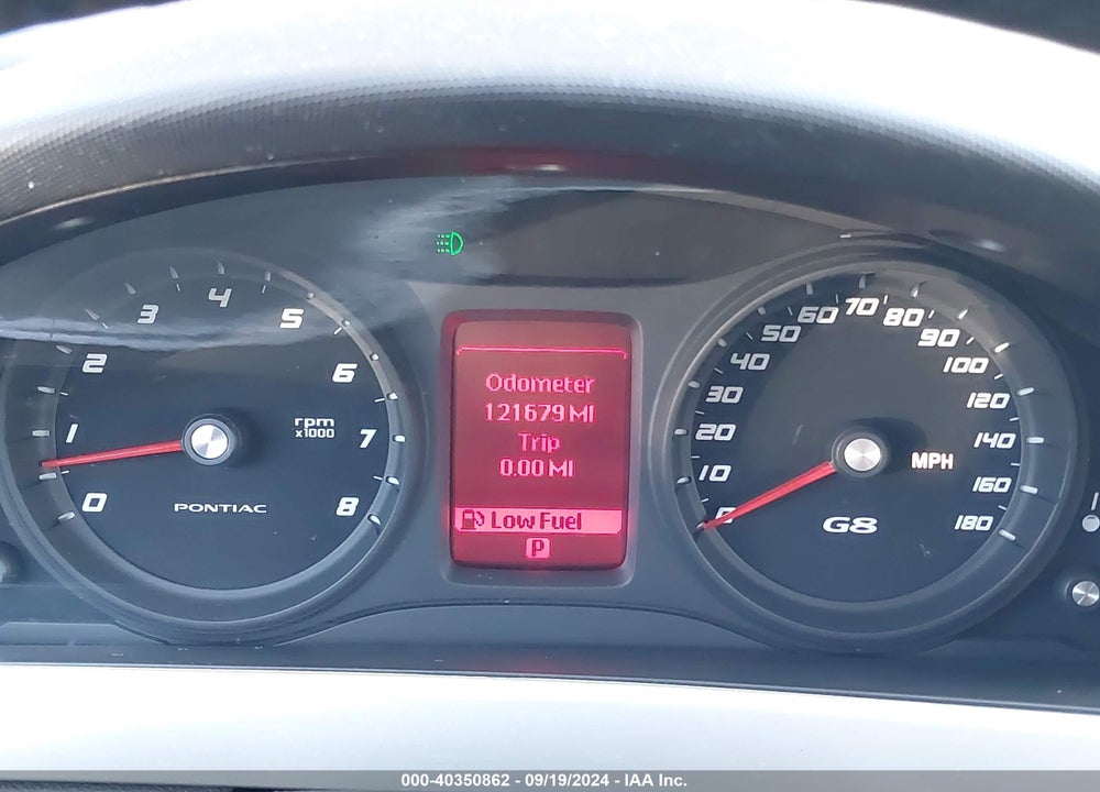 2008 PONTIAC G8 VIN: 6G2ER57738L122946