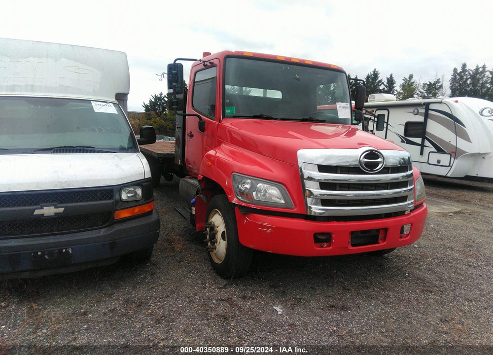2017 HINO 258/268 VIN: 5PVNJ8JR7H4S51228