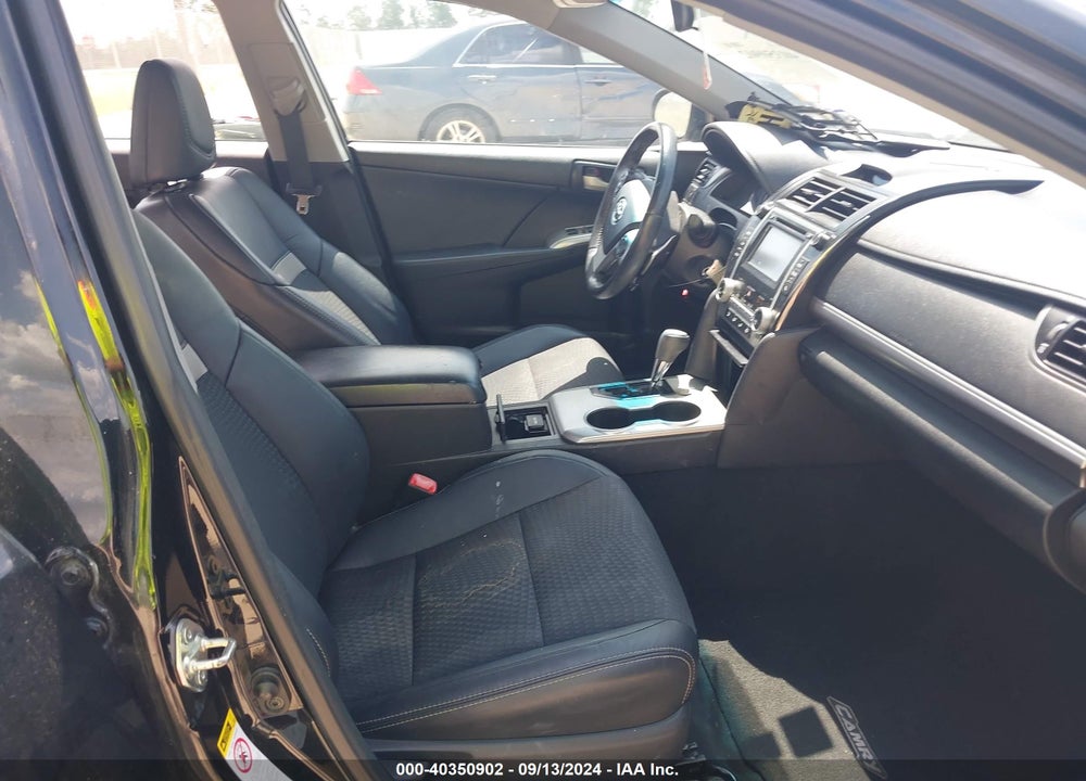 2014 TOYOTA CAMRY SE VIN: 4T1BF1FK5EU827901