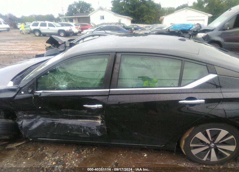2022 NISSAN ALTIMA SV FWD VIN: 1N4BL4DV8NN361764