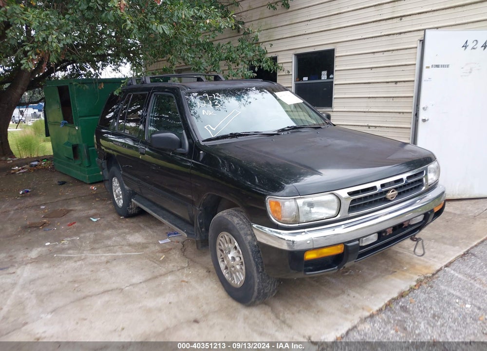 1996 NISSAN PATHFINDER XE/LE VIN: JN8AR05S5TW036485