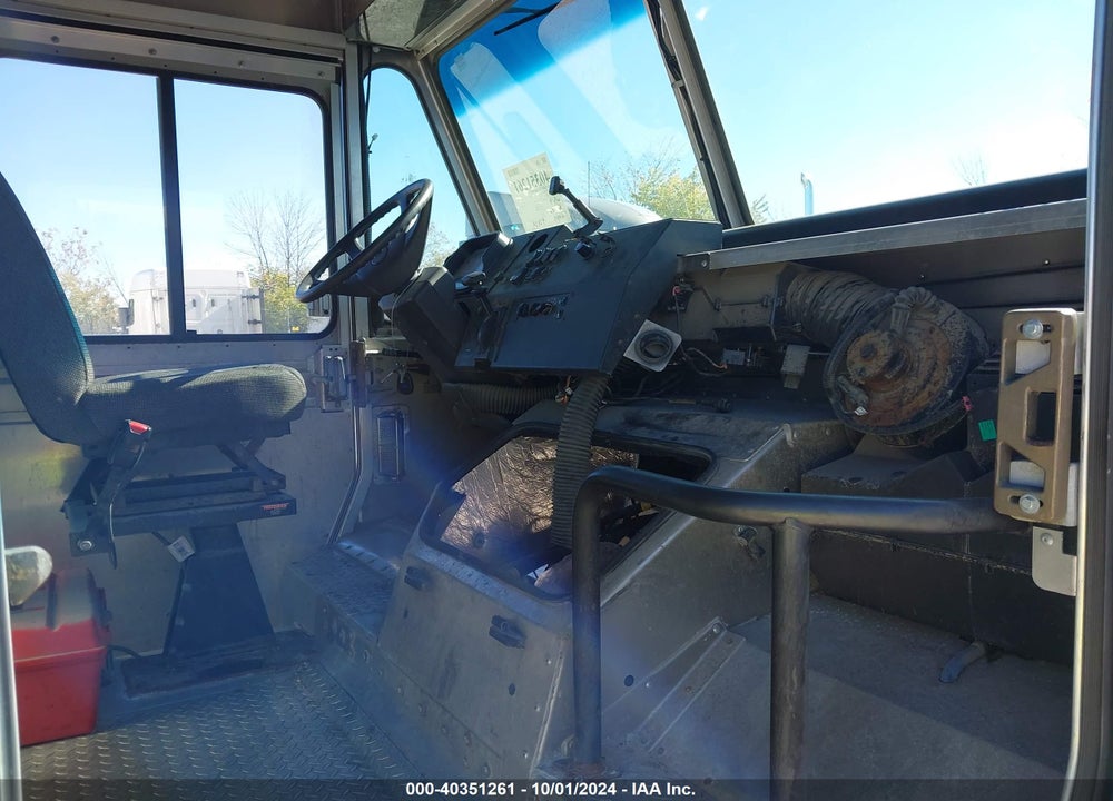 2020 FREIGHTLINER MT45G VIN: 4UZAC2EA2LCLZ6214