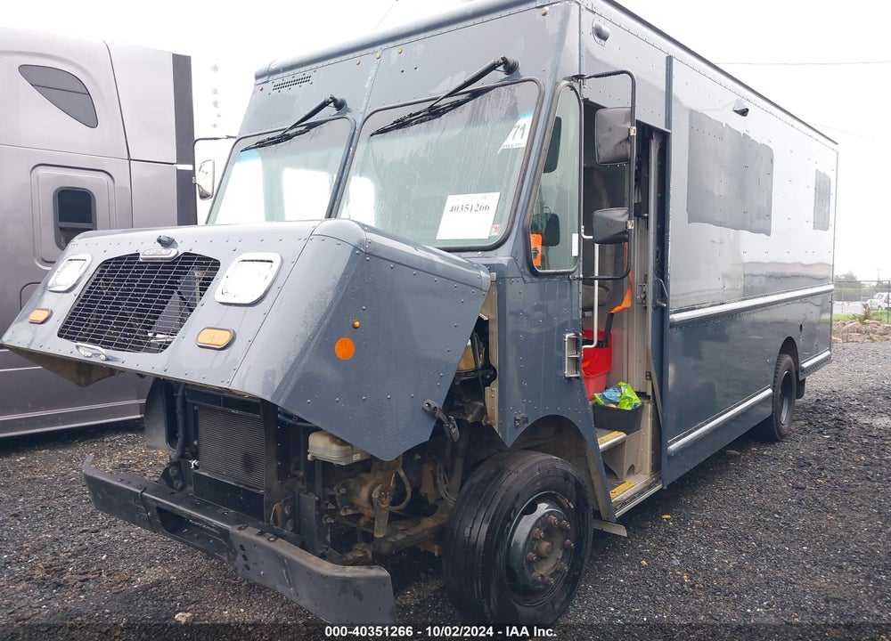 2020 FREIGHTLINER MT45G VIN: 4UZAC2EA8LCLZ4967