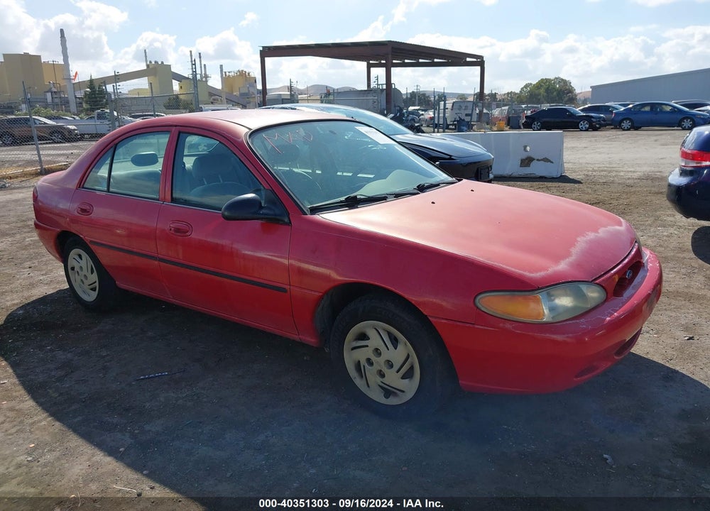 1999 FORD ESCORT LX VIN: 1FAFP10PXXW105828