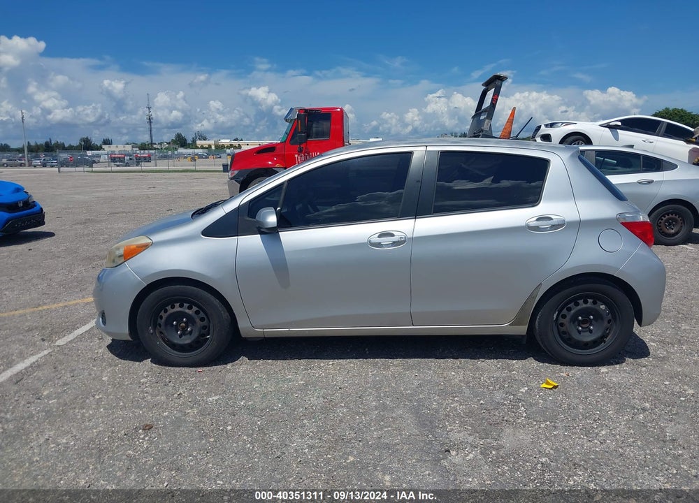2012 TOYOTA YARIS LE VIN: JTDKTUD36CD520986