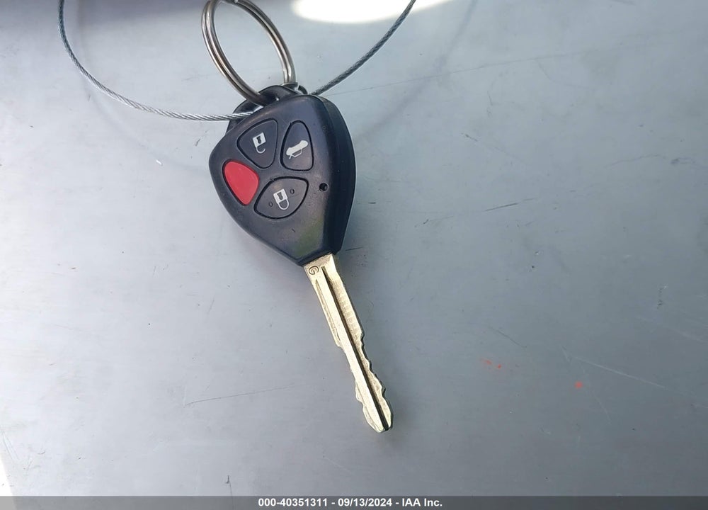 2012 TOYOTA YARIS LE VIN: JTDKTUD36CD520986
