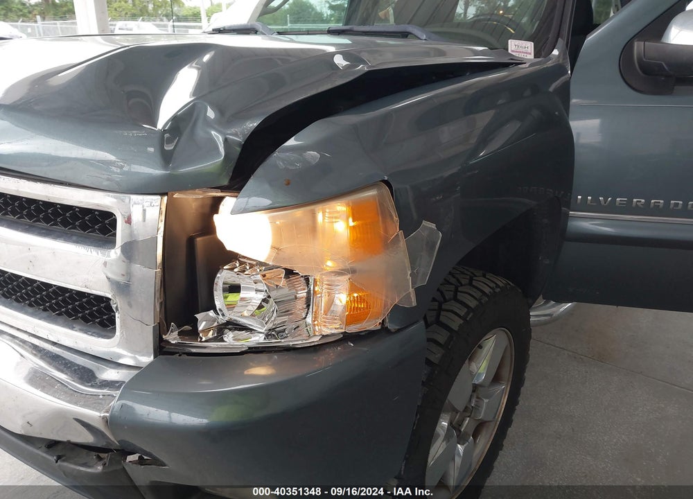 2011 CHEVROLET SILVERADO 1500 LT VIN: 3GCPCSE05BG114391