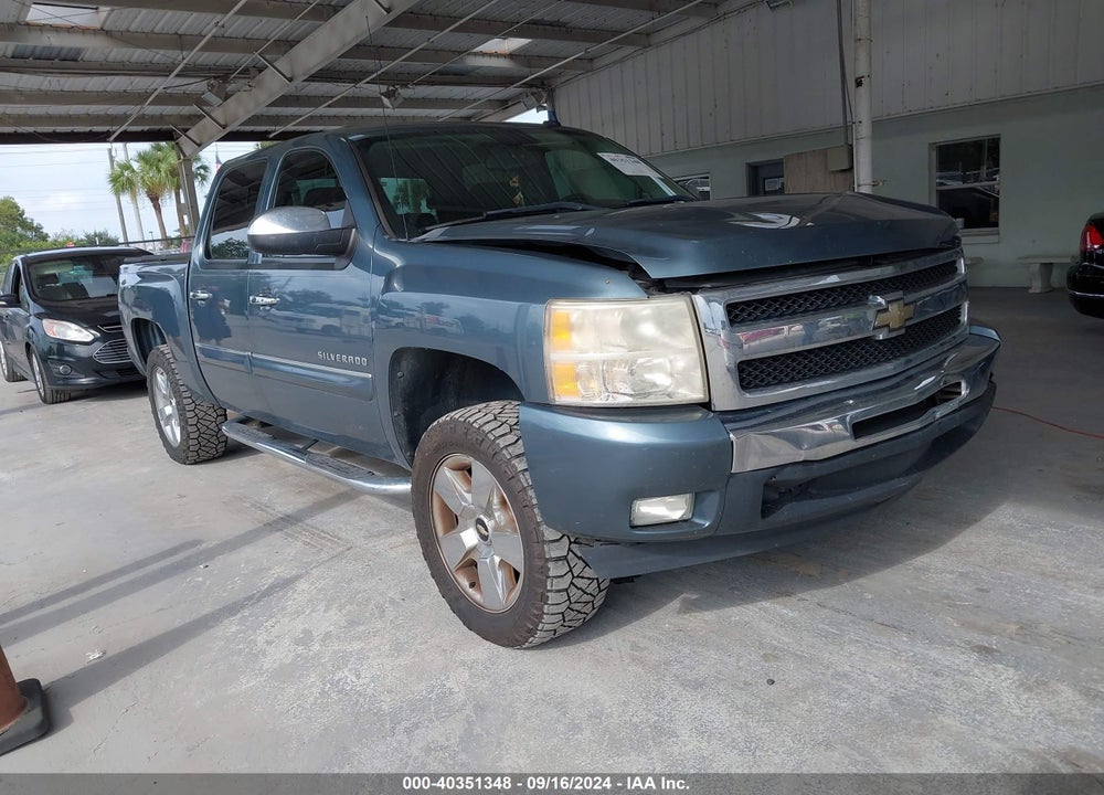 2011 CHEVROLET SILVERADO 1500 LT VIN: 3GCPCSE05BG114391