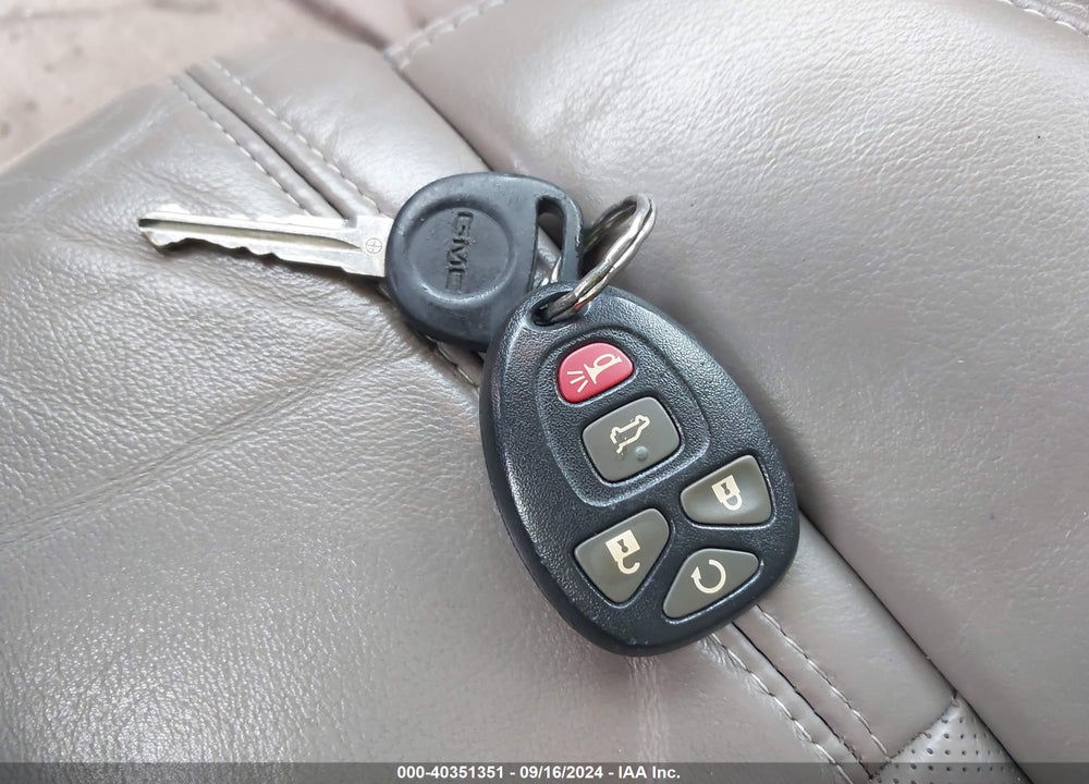 2013 GMC ACADIA DENALI VIN: 1GKKVTKD4DJ218846