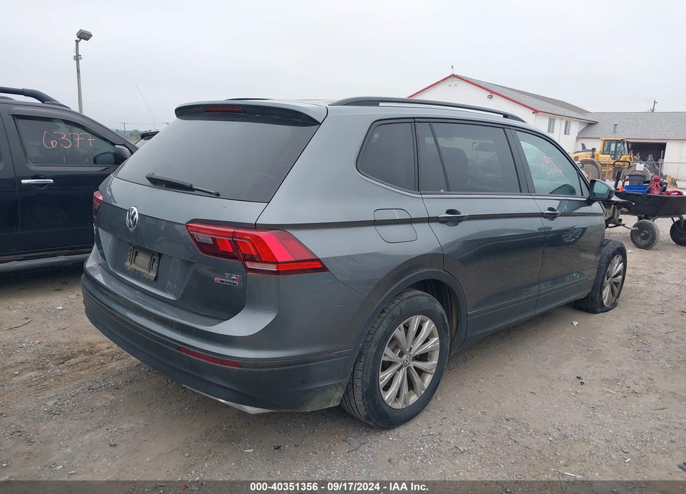 2018 VOLKSWAGEN TIGUAN 2.0T S VIN: 3VV0B7AX8JM108395