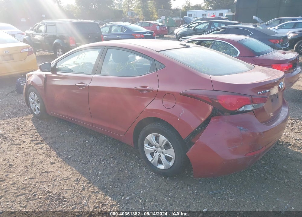 2016 HYUNDAI ELANTRA SE VIN: 5NPDH4AE5GH742693