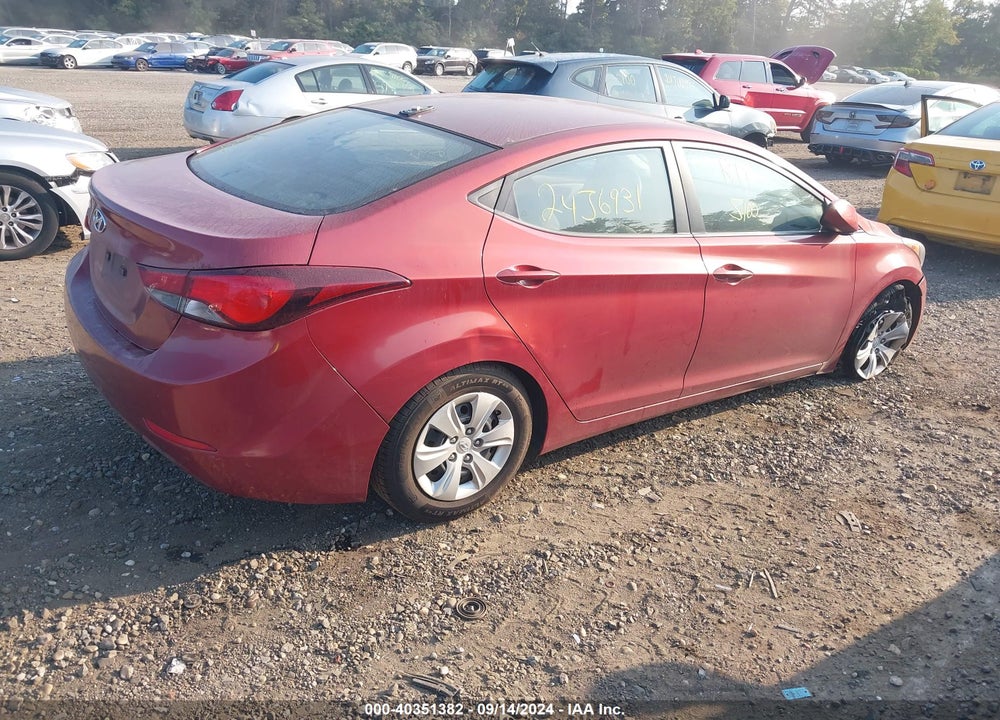 2016 HYUNDAI ELANTRA SE VIN: 5NPDH4AE5GH742693