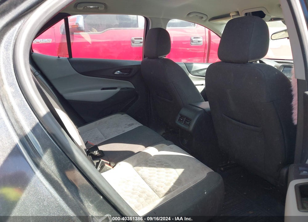 2018 CHEVROLET EQUINOX LS VIN: 2GNAXHEV3J6241201